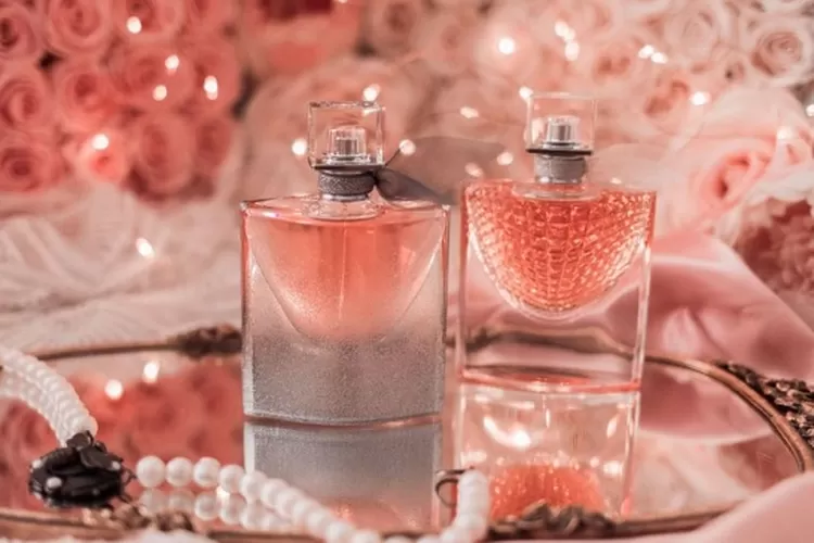 Rekomendasi Parfum Wanita dengan Aroma Mewah dan Elegan - Sewa Baliho